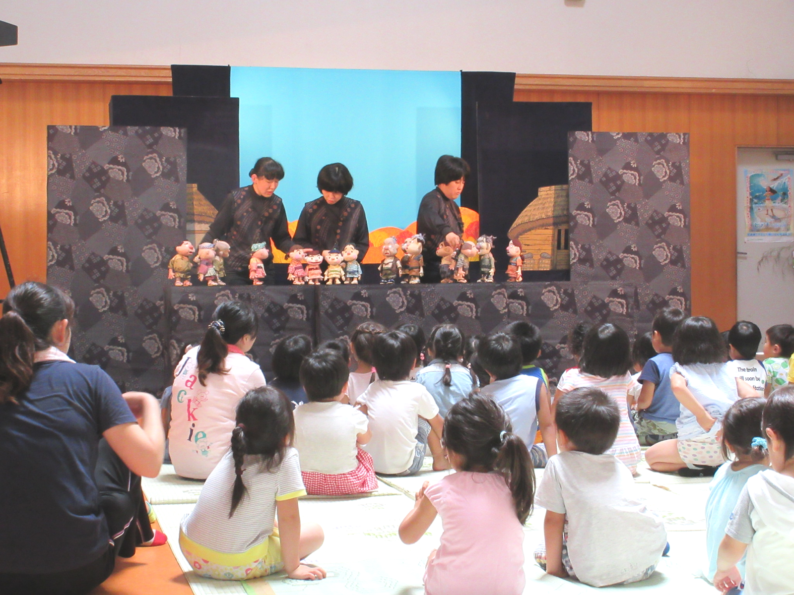 保育所、子ども園、文化施設への人形劇公演提供